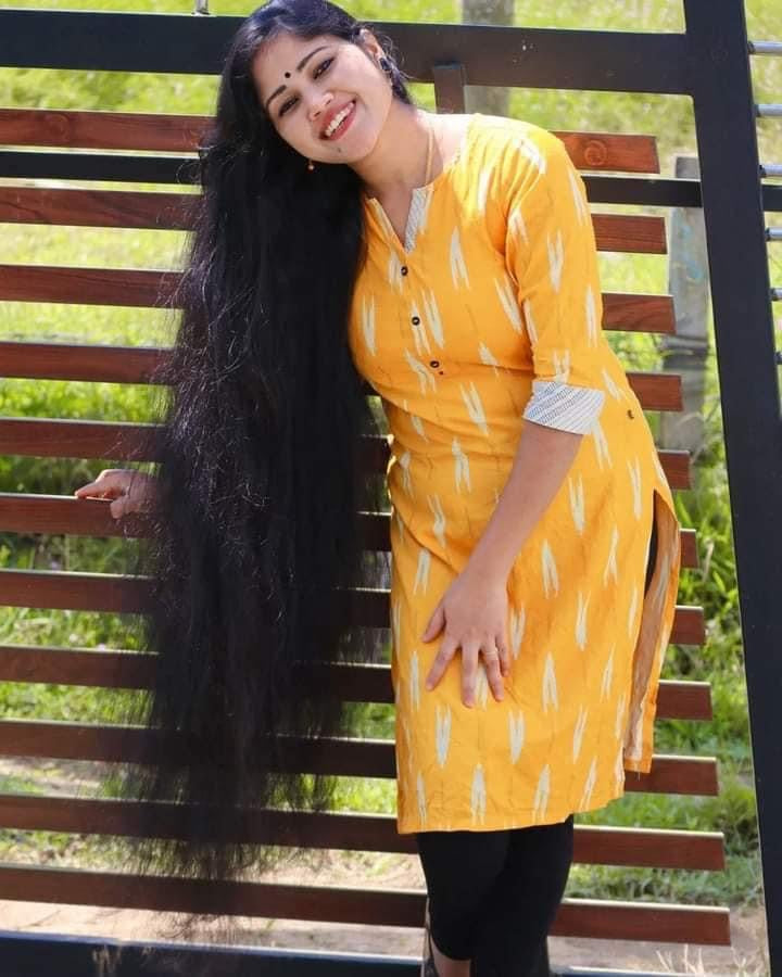 Neelambari Herbal Hail OIl